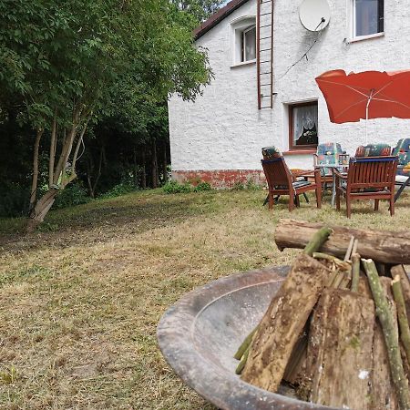 Gemuetliches Ferienhaus "An Der Schilde" In Renzow Exterior photo