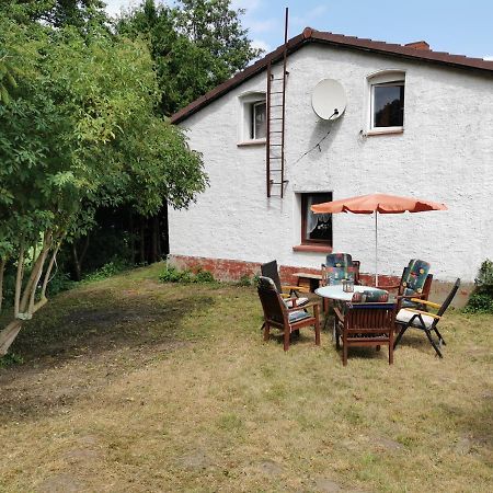 Gemuetliches Ferienhaus "An Der Schilde" In Renzow Exterior photo